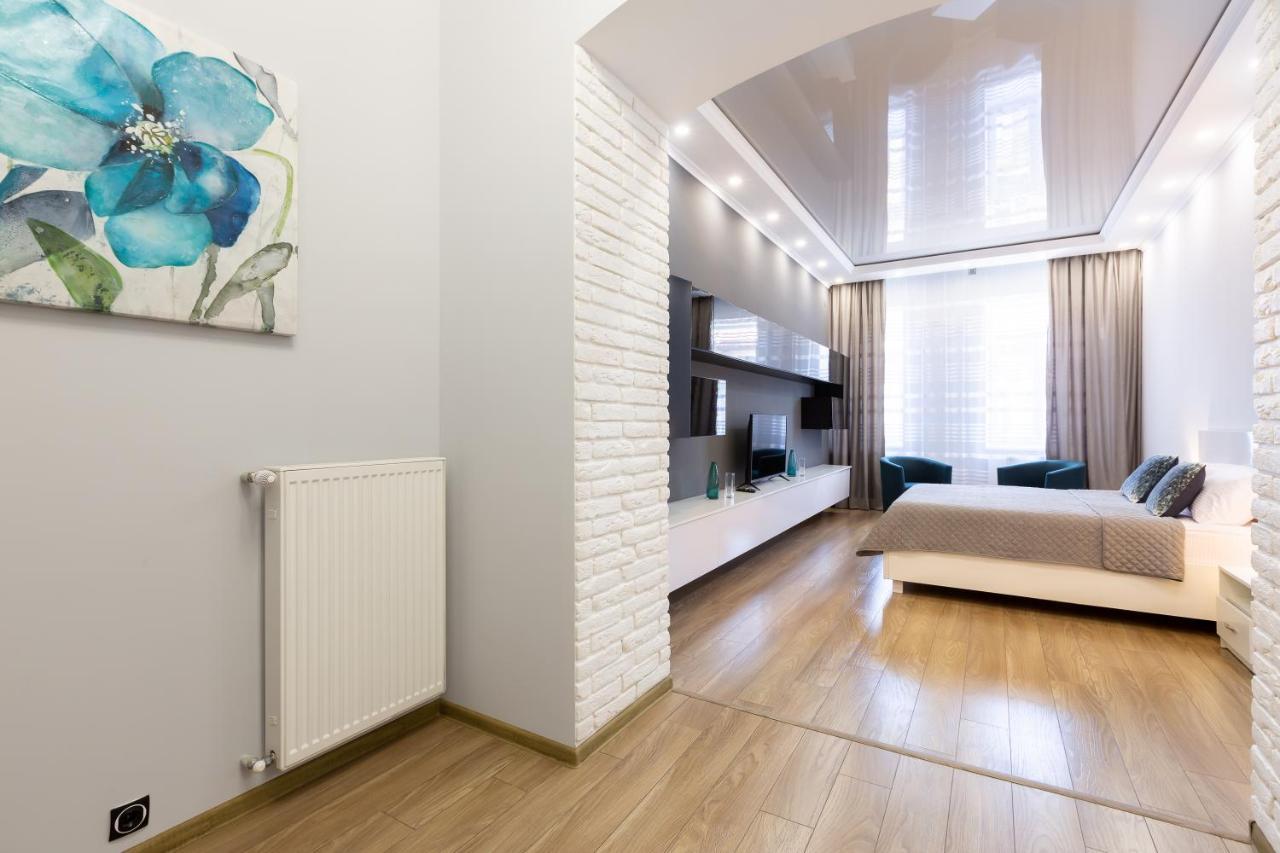 Best Apartment Kulisha 22 リヴィウ エクステリア 写真