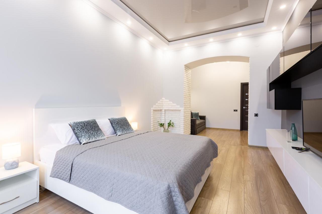 Best Apartment Kulisha 22 リヴィウ エクステリア 写真